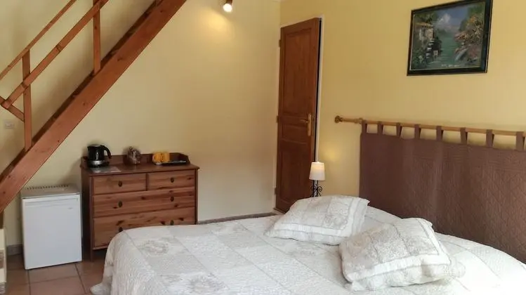 Comfort Dört Kişilik Oda, Banyolu/Duşlu, Bahçe Manzaralı (Campagne)