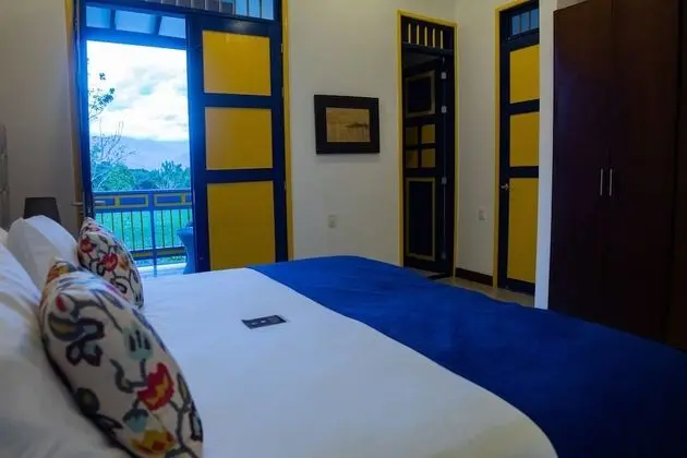 Deluxe Tek Büyük veya İki Ayrı Yataklı Oda