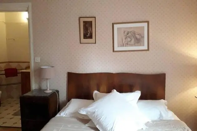 Classic Tek Büyük Yataklı Oda