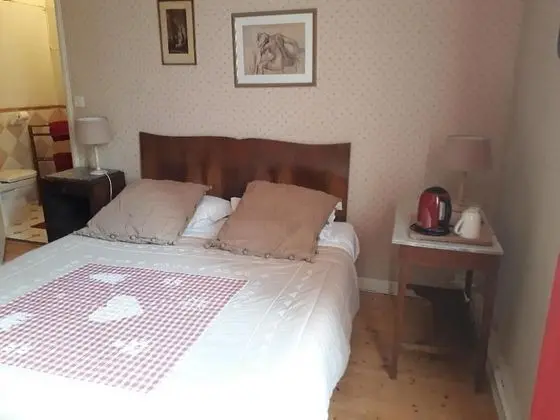 Classic Tek Büyük Yataklı Oda