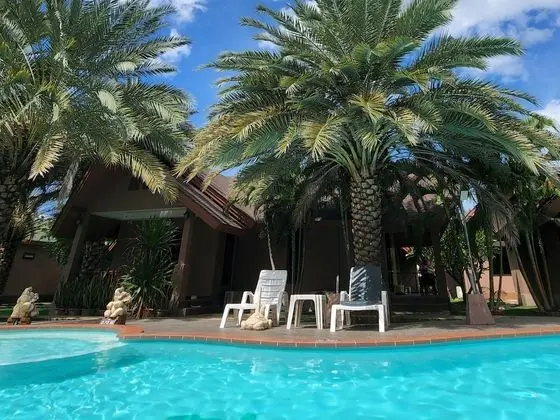 1 Bedroom Pool View Double Bed