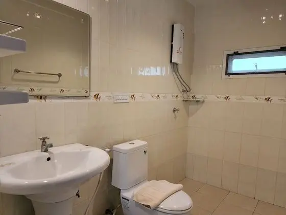 1 Bedroom Pool View Double Bed