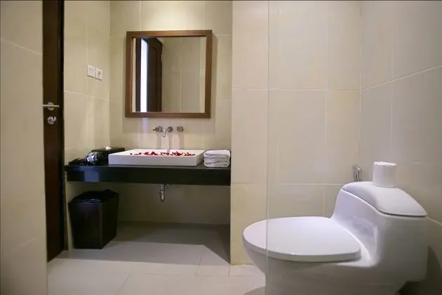 1 Çift Kişilik Veya 2 Tek Kişilik Yatak Deluxe