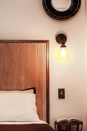 Double Queen Suite
