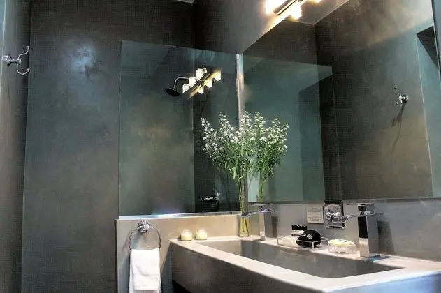 Double Queen Suite