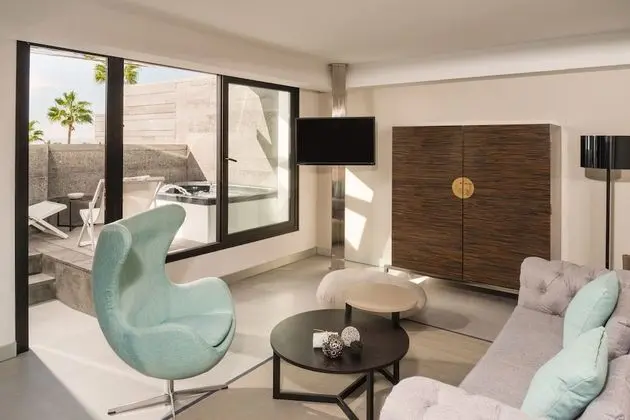 Premium Çatı Katı (Loft), 1 En Büyük (King) Boy Yatak