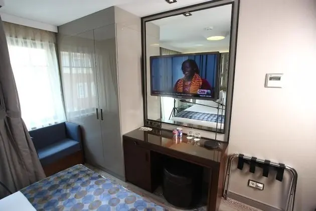 Club Single Room