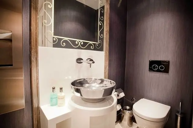 Club Single Room