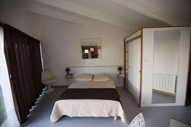 Tek Büyük Yataklı Oda