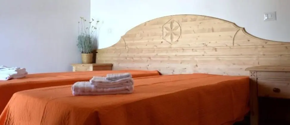 Tek Büyük veya İki Ayrı Yataklı Oda