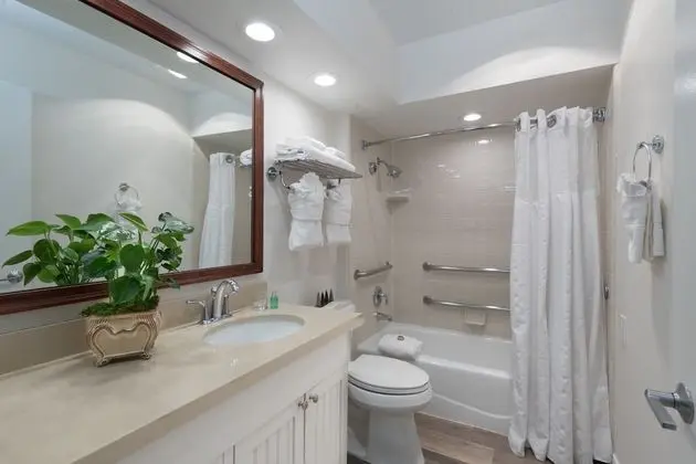 Süit, 3 Tek Kişilik Yatak, Mutfak, Okyanus Manzaralı (Beachfront 2 Bedroom Suite with Kitch)