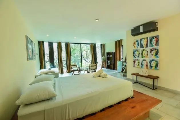 Triple Room overlooking the pool