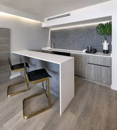 Çatı Katı Süiti (Penthouse), 1 En Büyük (King) Boy Yatak ve Çekyat (Pines Corner Penthouse Suite)