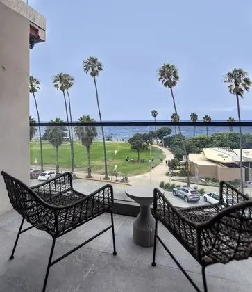 Premium Oda, 2 Büyük (Queen) Boy Yatak, Balkon, Okyanus Manzaralı (Shores Oceanfront 2 Queen)