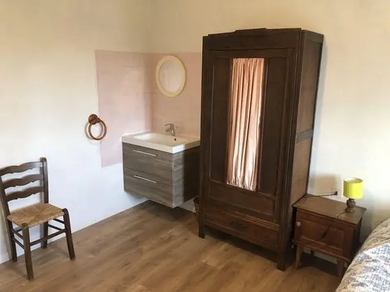 Standard Tek Büyük Yataklı Oda, Ortak Banyo