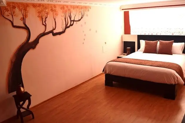 Queen Room