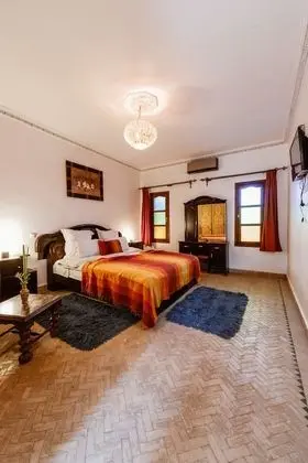 Family Dört Kişilik Oda, 2 Yatak Odası, Engellilere Uygun, Havuz Manzaralı