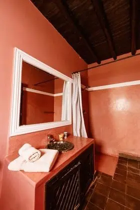 Junior Süit, Havuz Manzaralı