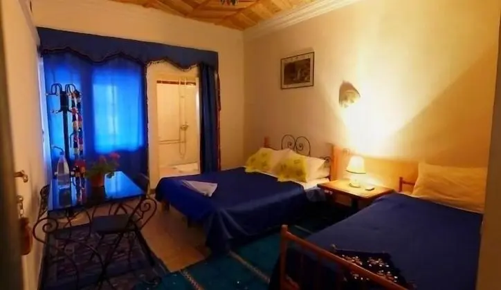 Üç Kişilik Oda