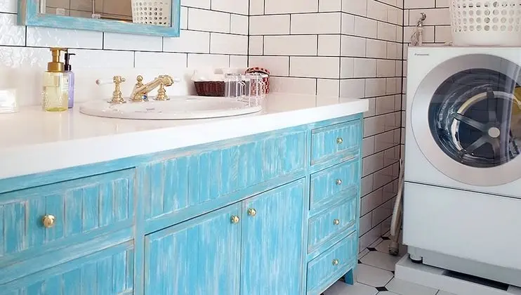 Dört Kişilik Oda, Sigara İçilmez, Okyanus Manzaralı (TEN)