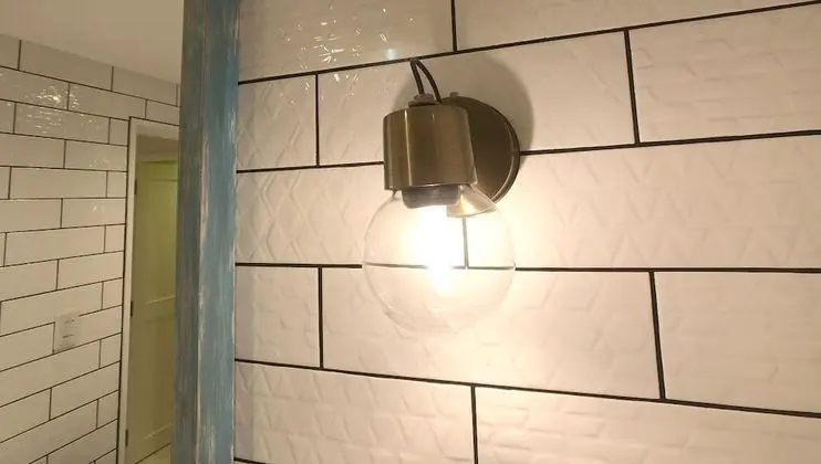 Dört Kişilik Oda, Sigara İçilmez, Okyanus Manzaralı (TEN)