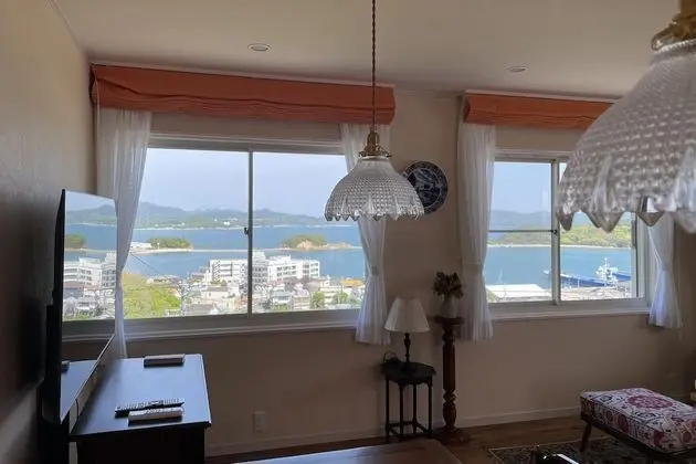 Apart Daire, Sigara İçilmez (W201 Sachi)