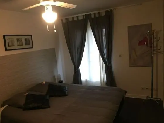 Tek Büyük Yataklı Oda