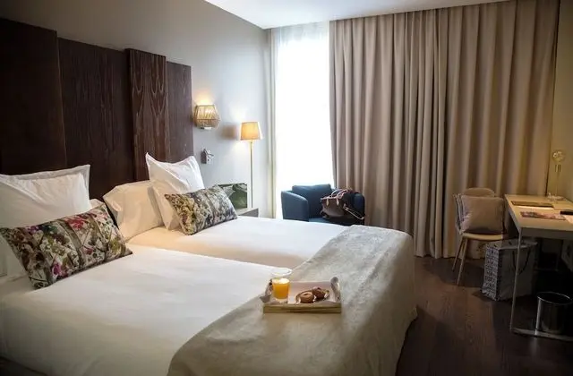Deluxe Tek Büyük veya İki Ayrı Yataklı Oda