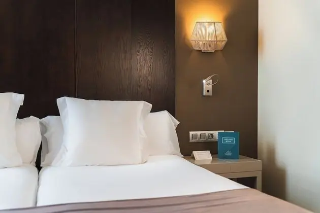 Deluxe Tek Büyük veya İki Ayrı Yataklı Oda