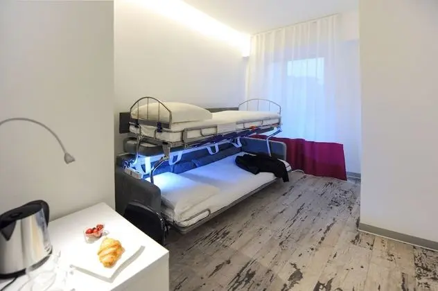 Dört Kişilik Oda
