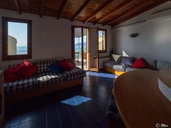 Apart Daire, 2 Yatak Odası, Deniz Manzaralı