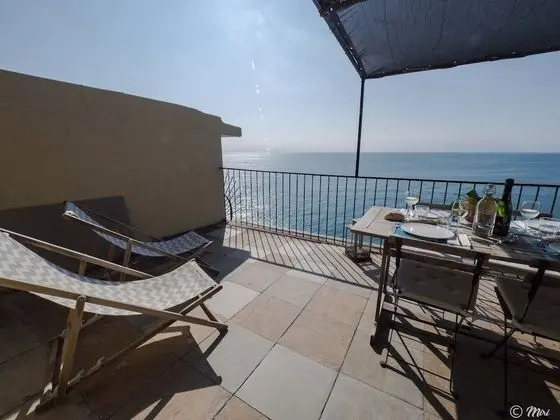 Apart Daire, 2 Yatak Odası, Deniz Manzaralı