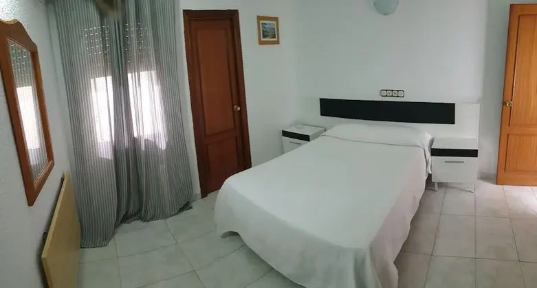Tek Büyük Yataklı Oda (1 double or 2 single bed)