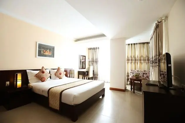 Deluxe Tek Büyük Yataklı Oda