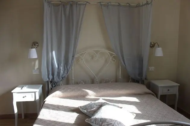 Dört Kişilik Oda, Bahçe Manzaralı