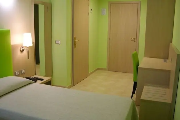 Tek Büyük veya İki Ayrı Yataklı Oda