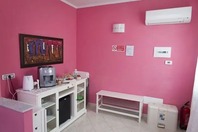 Superior Oda, 1 Büyük (Queen) Boy Yatak ve Çekyat, Sigara İçilmez