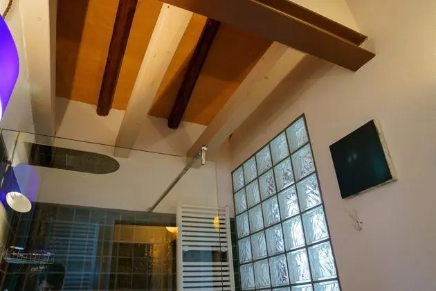 Junior Süit, Teras, Havuz Kenarı