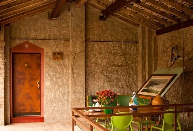 Junior Süit, Teras, Havuz Kenarı