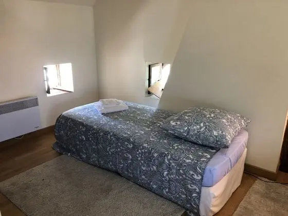 Traditional Üç Kişilik Oda (Tuffeau)