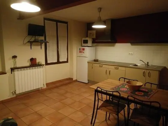 Apart Daire, 2 Yatak Odası (Släinte)