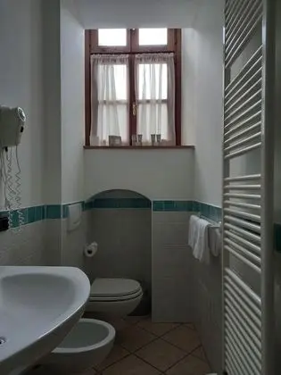 Büyük Yataklı Tek Kişilik Oda, Tepe Manzaralı