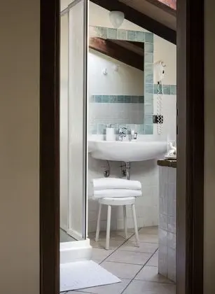 Standard Tek Büyük Yataklı Oda, Tepe Manzaralı