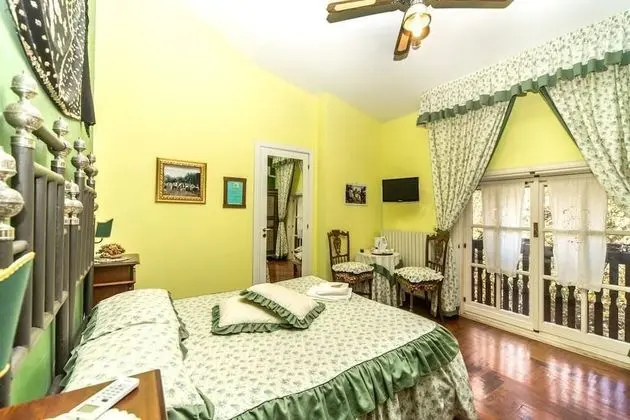 Stüdyo, Küçük Mutfak, Ek Bina