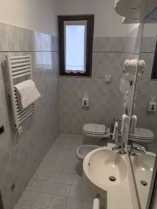 Standard Üç Kişilik Oda