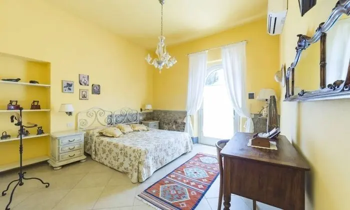 Superior Tek Büyük Yataklı Oda