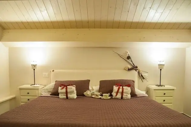 Romantic Tek Büyük Yataklı Oda