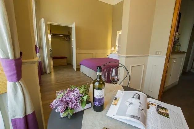 Standard Tek Büyük Yataklı Oda