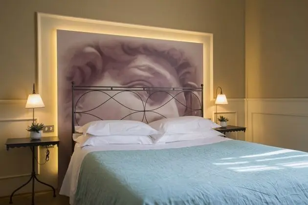 Standard Tek Büyük Yataklı Oda