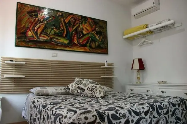 Tek Büyük Yataklı Oda